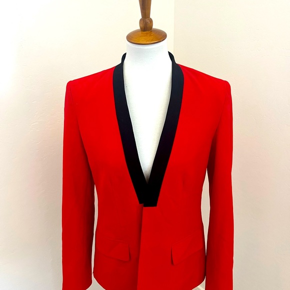 Vince Camuto Red Blazer with Contrast Lapel - Picture 2 of 6